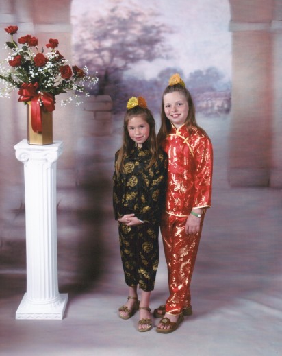 Holly-Kirsty-SpiritCruise-Jan2005.jpg