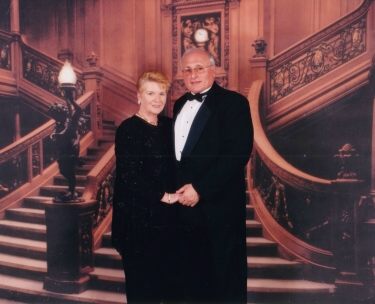 Arlene-Richard-ProPhoto-Titantic-HawaiiCruise-Sep2001.jpg