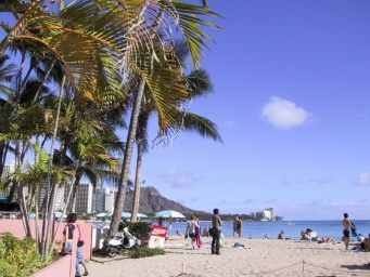 IMG_5417WakikiBeach-Sep24-2001.jpg