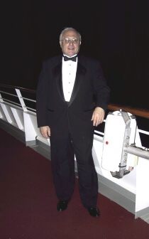 IMG_5759Richard-FormalNight--HawaiiCruise-Sep2001.jpg