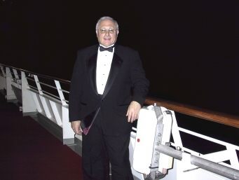 IMG_5760Richard-FormalNight--HawaiiCruise-Sep2001.jpg
