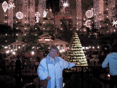 Arlene-OprylandHotel-Nashville-Nov2000.jpg