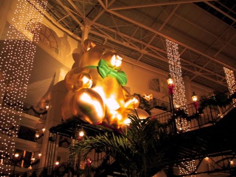 OprylandHotel3-Nashville-Nov2000.jpg