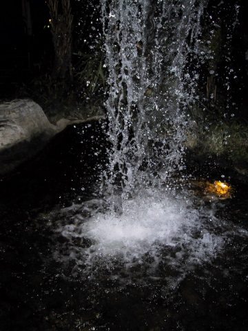 OprylandHotelWaterFall2-Nashville-Nov2000.jpg