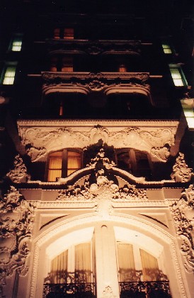 013-NighttimewalkingTourOfHomes.jpg