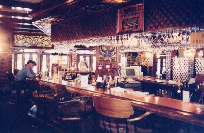 018-BourbonStJazzBar.jpg