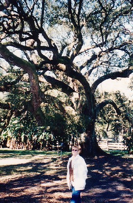 042-ArleneUnderDestrehanOak.jpg