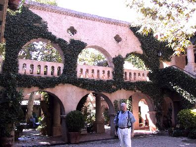 IMG_6281Richard-Tlaquepaque-Sedona-Nov2001.jpg